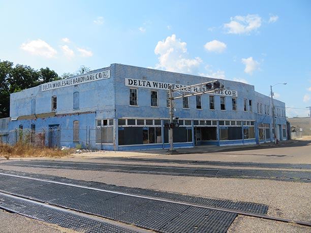 Clarksdale building